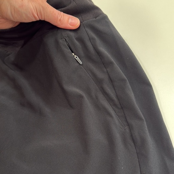 Athleta SoHo Skort Black Athletic Skirt with Shorts Size 4 - Picture 6 of 13